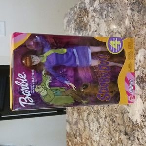 Scooby-Doo Barbie as DAPHNE NIB